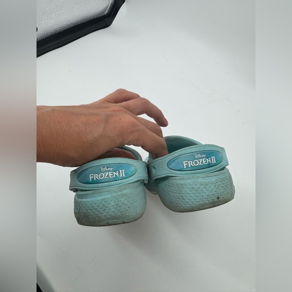 Crocs Disney Frozen II Blue Size 10 - Picture 4 of 5